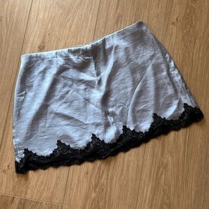 ABERCROMBIE silk and lace mini skort